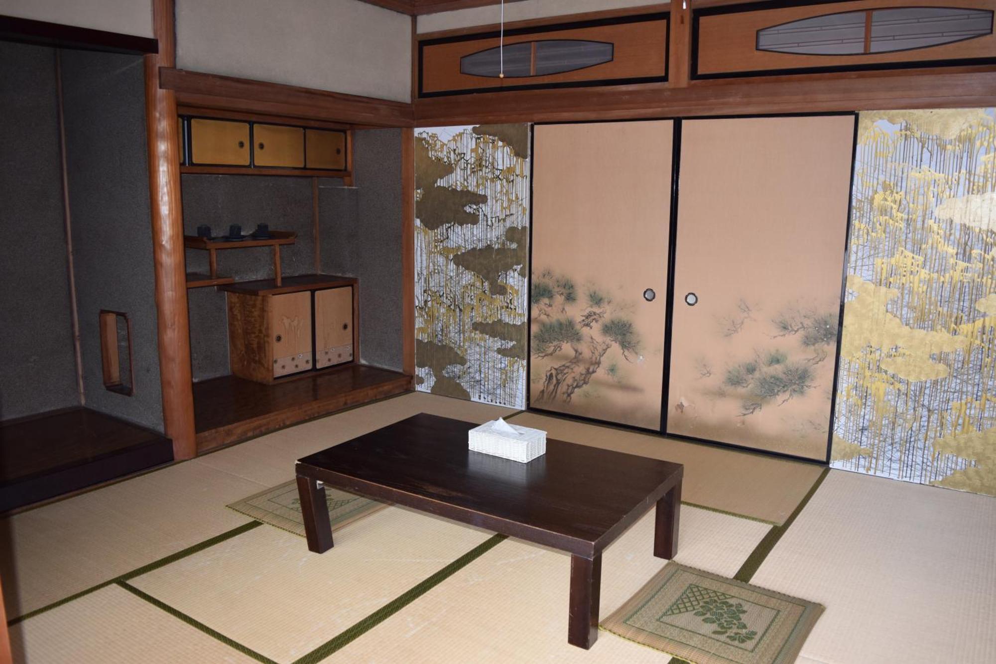 Bakushuku Den Guest House Brew Matsuyama  Exterior photo
